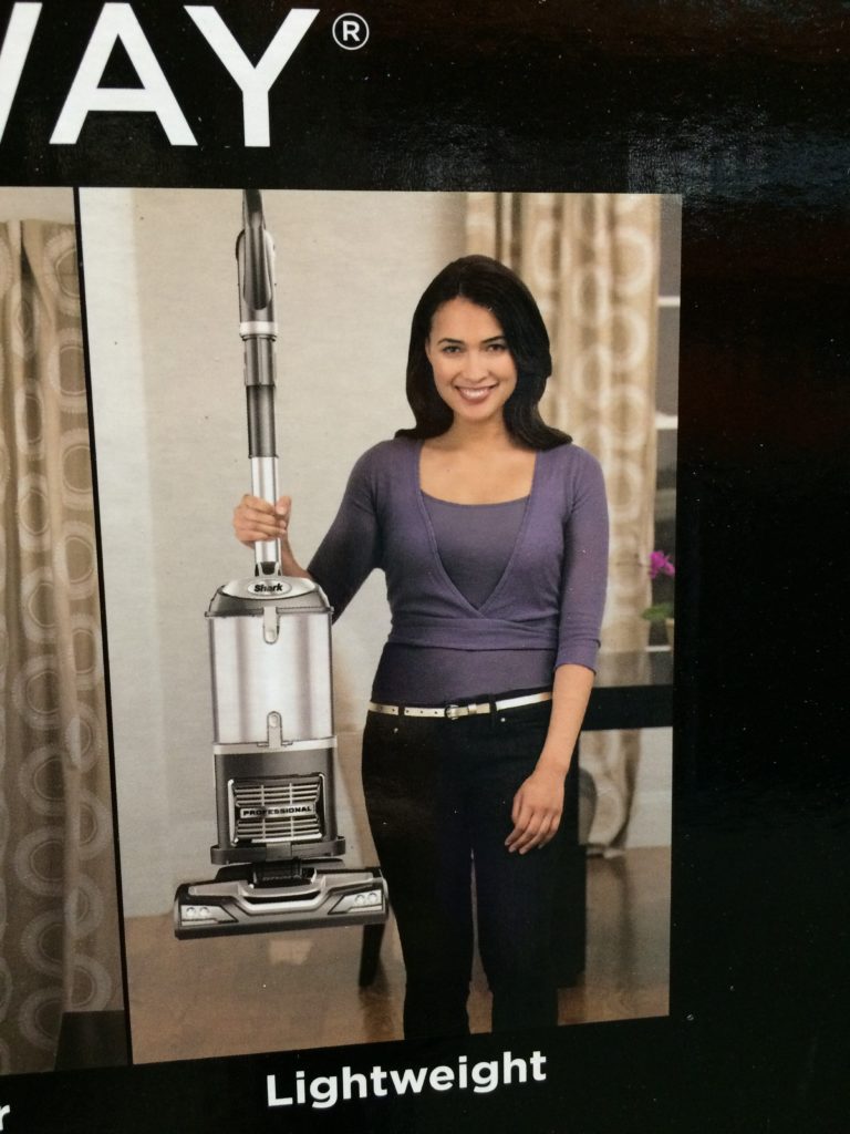 Costco1752553SharkNavigatorProfessionalLiftAwayUprightVACuse2