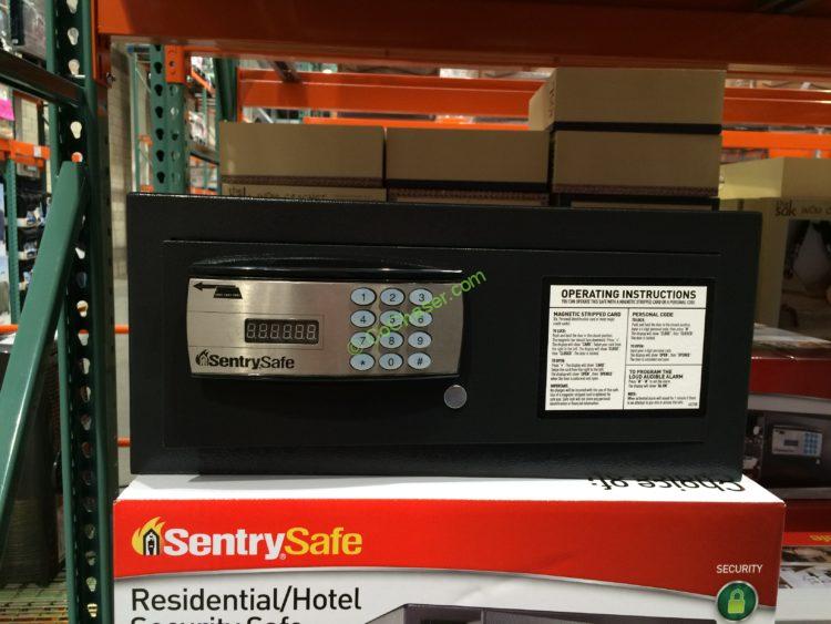 Sentry Residential/Hotel Safe with Electronic Lock