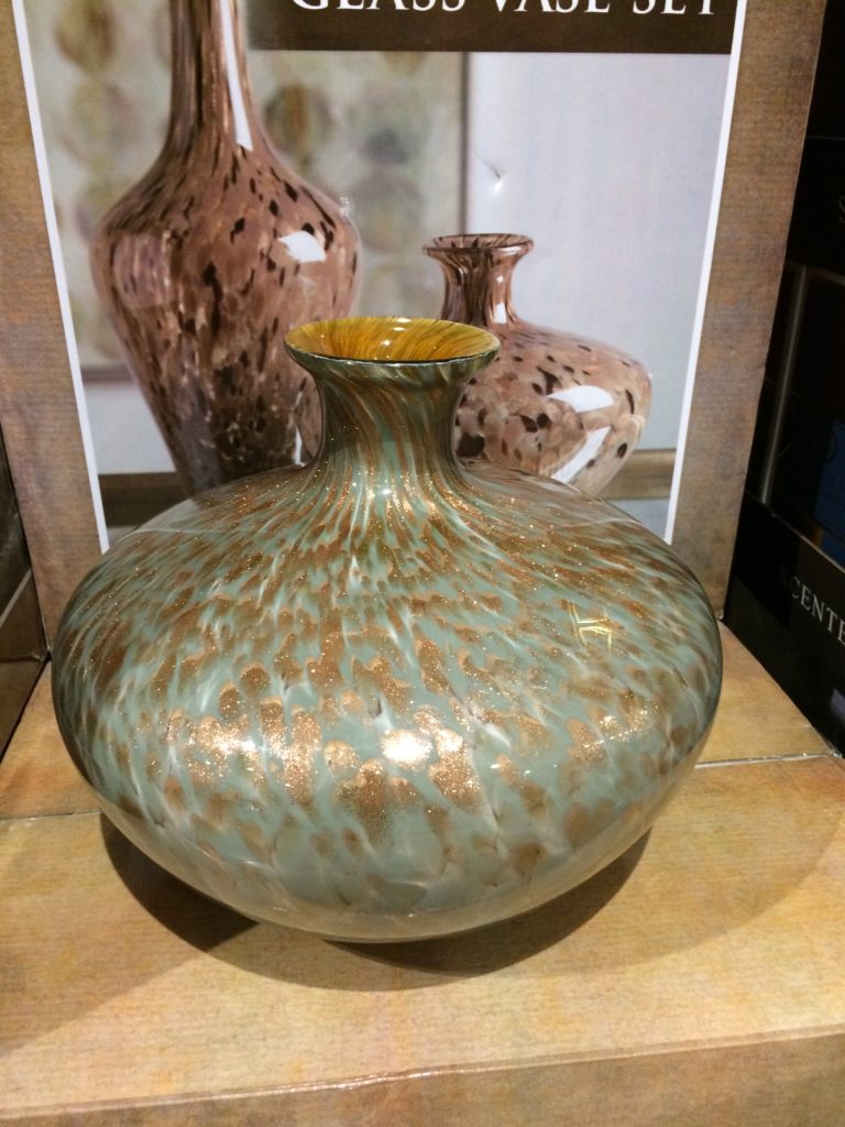 costco1039999Imax2PCGlassVase2 CostcoChaser