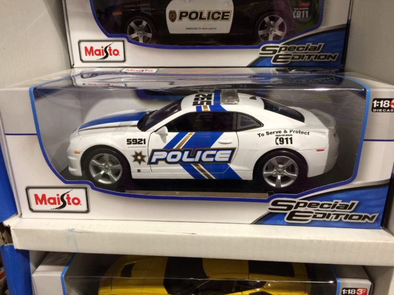 Costco46629MaistoSpecialEditionDiecastCar3 CostcoChaser