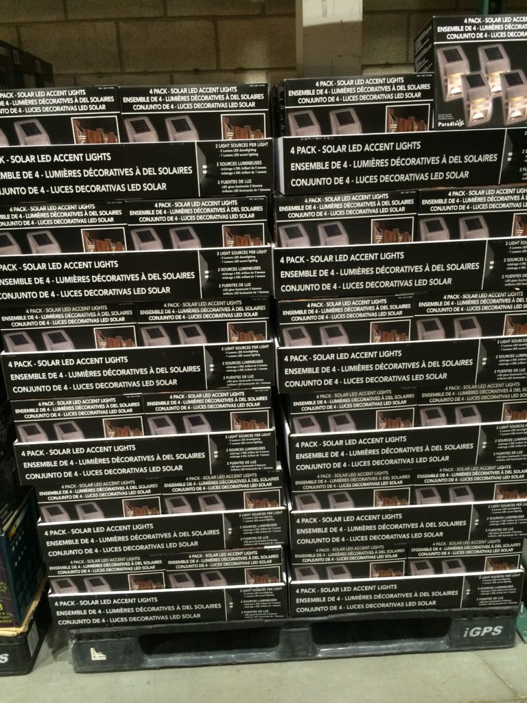 Costco917950PostLightsLEDSolarall CostcoChaser