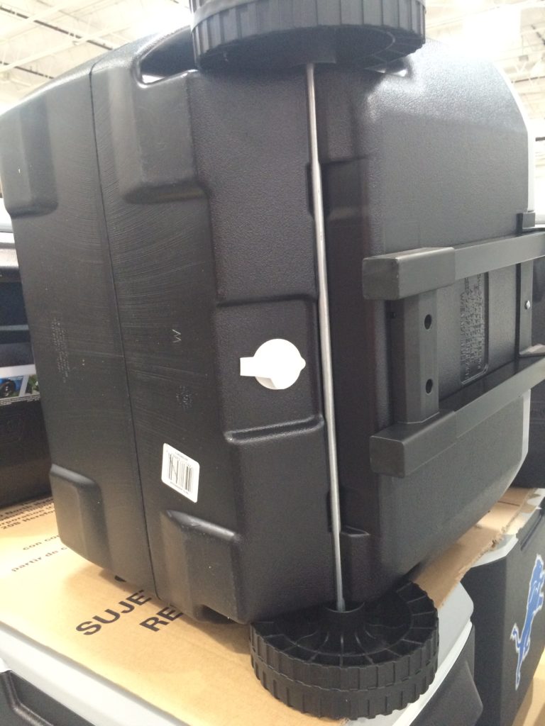 Costco969460Coleman60QuartRollingCoolerDetroitLionspart3 CostcoChaser