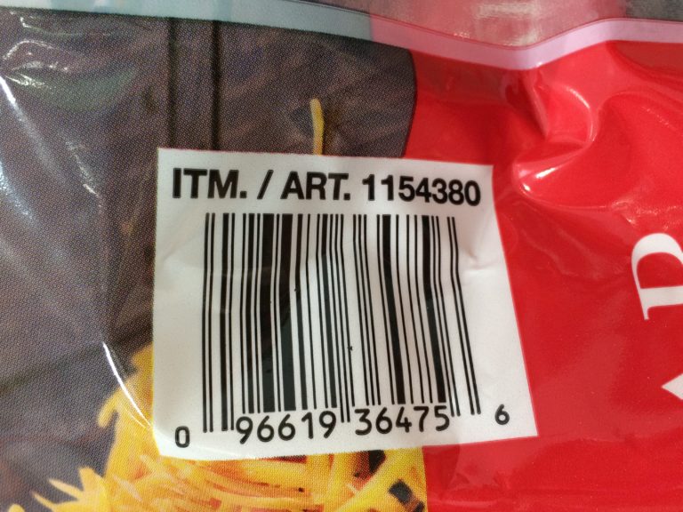 Costco1154380KirklandSignatureShreddedSharpCheddarbar CostcoChaser