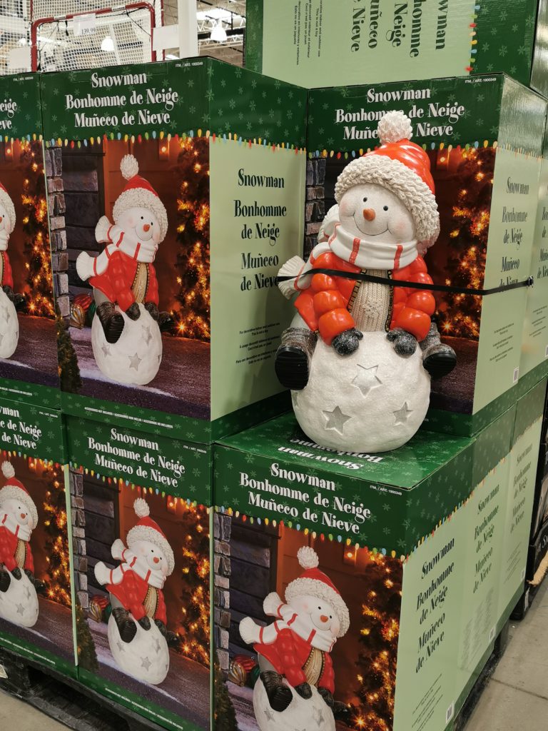 Costco1900349SnowmanGreeterall CostcoChaser