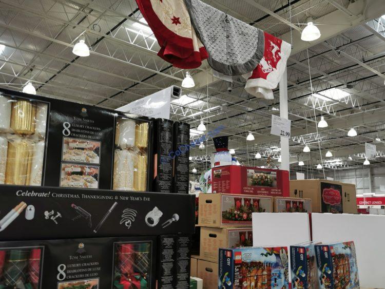 Costco1900349SnowmanGreeter3 CostcoChaser