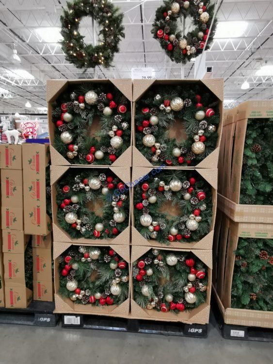 Costco190039330DecoratedArtificialWreathall CostcoChaser