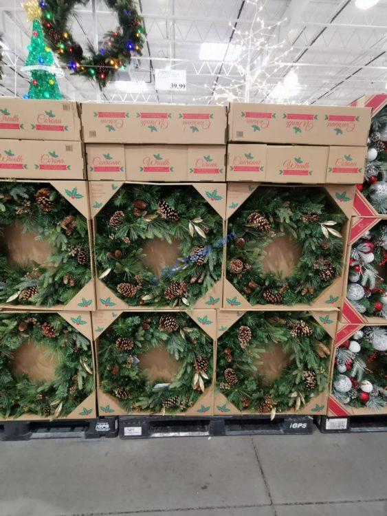 Costco200601232GreeneryWreathall CostcoChaser