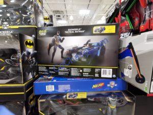 Costco-1427702-DC Batman-Tactical-Batman-Figure-and-Batmobile-Set2