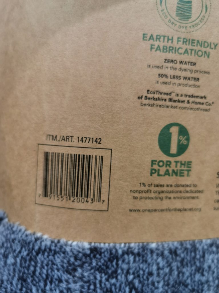 Costco1477142BerkshireECOThreadHeatheredBlanketKing=bar