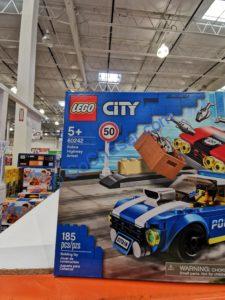 Costco-2788872-LEGO-City-Police-Highway-Arrest-Fire-Helicopter1