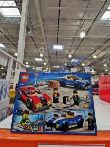 Costco-2788872-LEGO-City-Police-Highway-Arrest-Fire-Helicopter3
