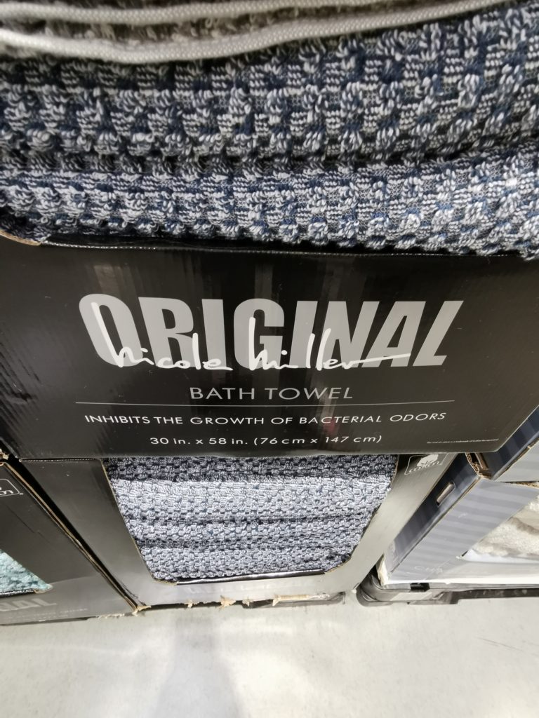 Costco1497756NicoleMillerAntimicrobialBathTowel CostcoChaser