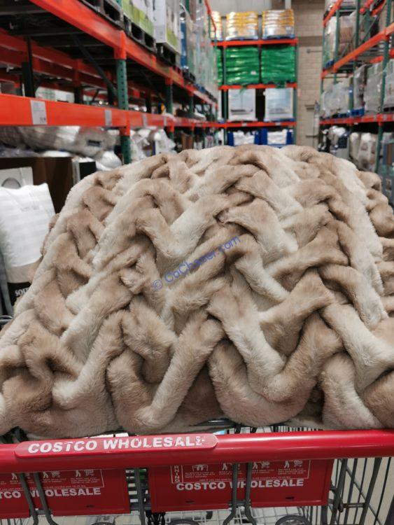 Costco2271000ParklaneBraidedOmbreDecorativePillowall CostcoChaser