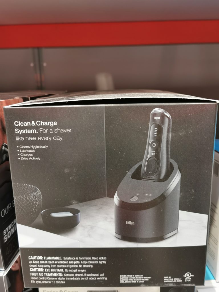 Costco1526634BraunSeries9ShaverwithCleanandChargeSystem4
