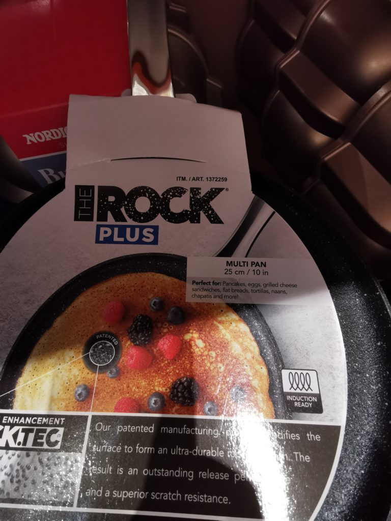 Costco1372259TheRockPlus10MultiPurposePan1 CostcoChaser
