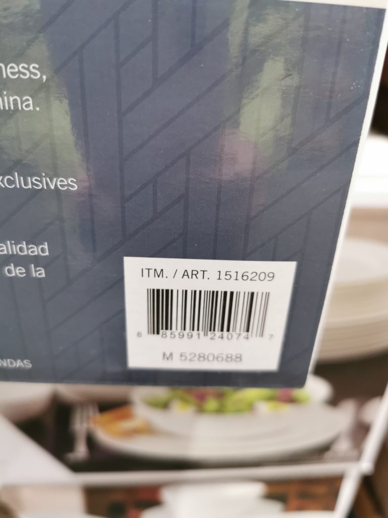 Costco1516209MikasaTrellisBoneChina40PieceDinnerwareSetbar