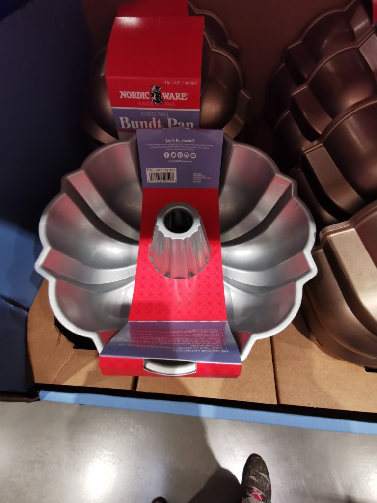 Costco1481857NordicWareBundtPan3 CostcoChaser