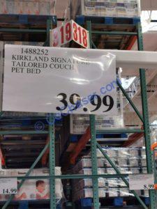 Costco-1488252-Kirkland-Signature-Tailored-Couch-Pet-Bed-tag