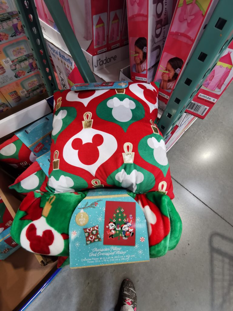 Costco1552300LayFrancoLicensedCharacterThrowPillowSet