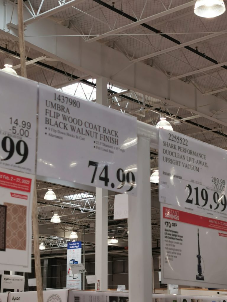 Costco1437980UmbraFlipWoodCoatRacktag CostcoChaser