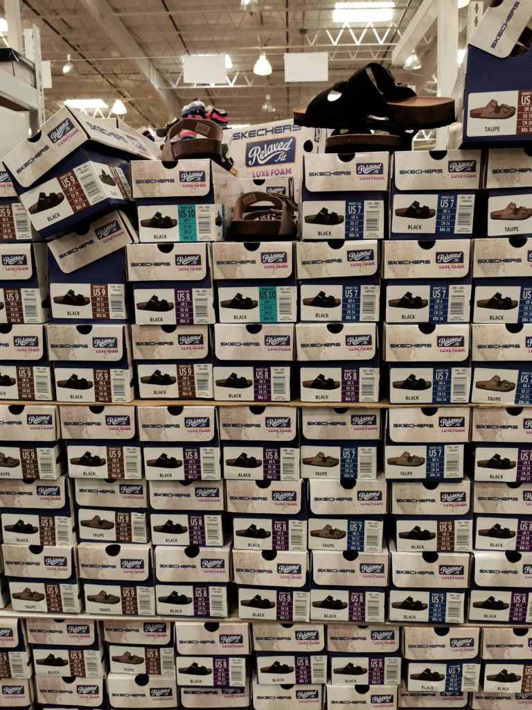 Women's Skechers, GOwalk Arch Fit - Wondrous Sandal | Peltz Shoes