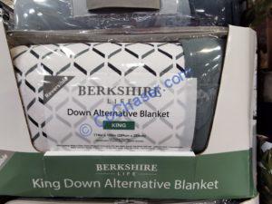 Costco-1590116-1590117-Berkshire-Down-Alternative-Blanket