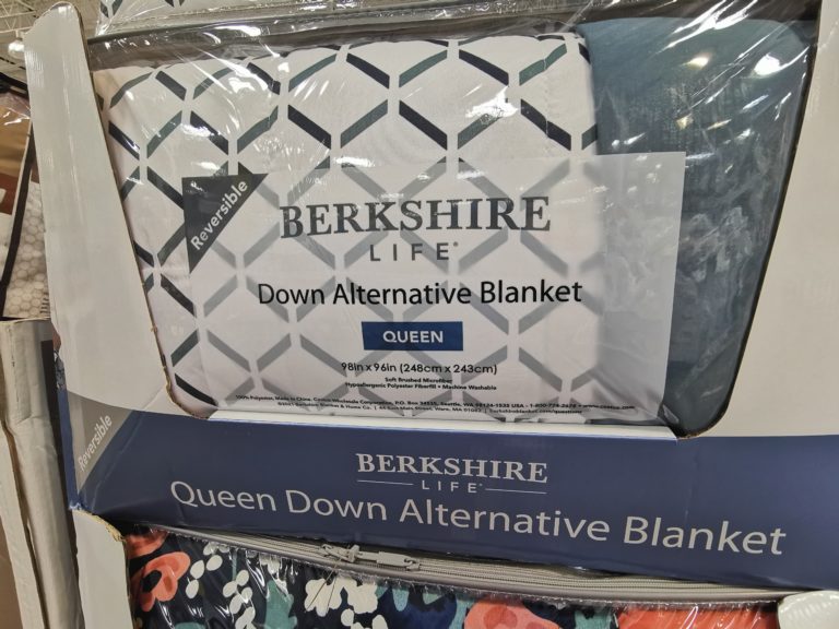 Costco15901161590117BerkshireDownAlternativeBlanket1 CostcoChaser