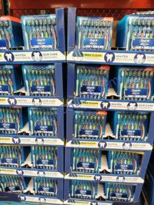 Costco-1504777-Oral-B-CrossAction-Advanced-Toothbrush-all