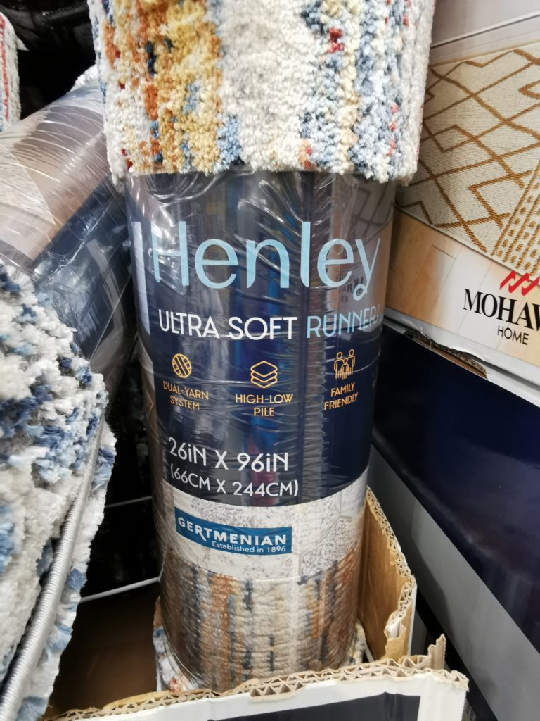 Costco1515094HenleyRunner CostcoChaser