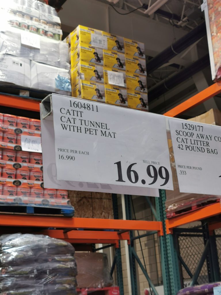 Costco1604811CATITCATTunnelwithPetMattag CostcoChaser