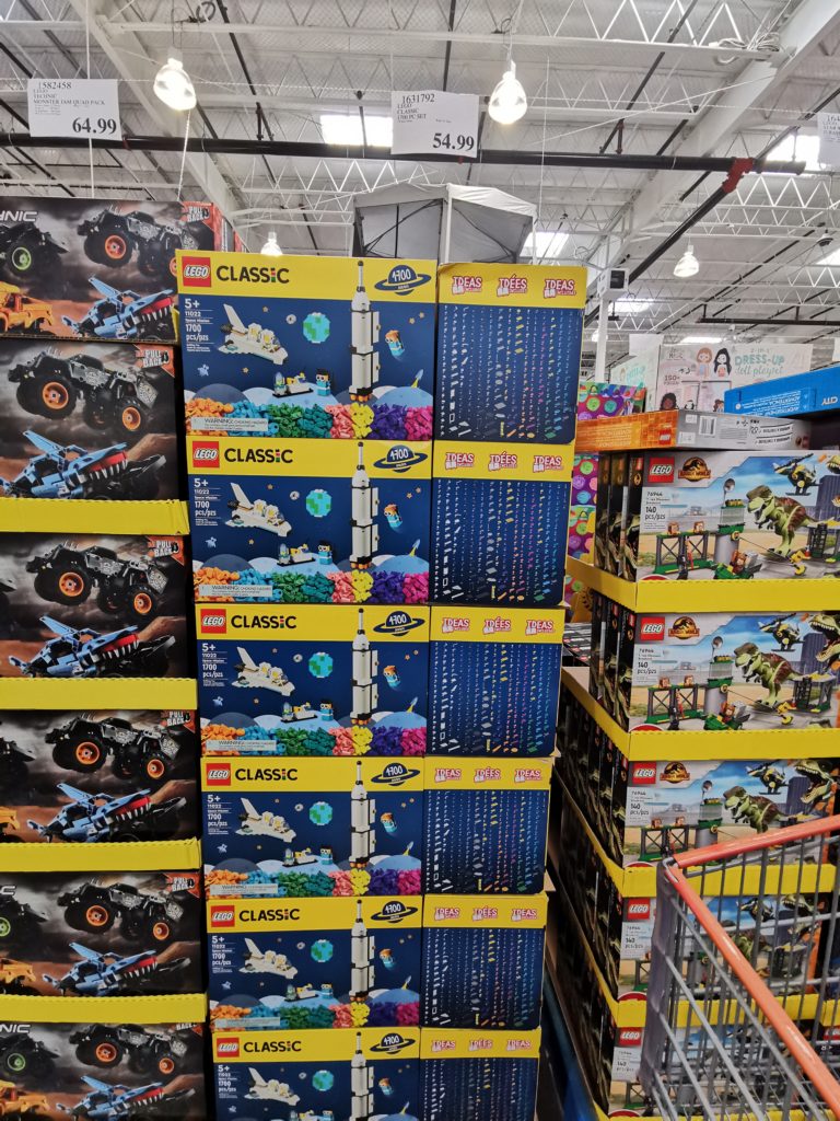 Costco1631792LEGOClassicSpaceMission1700pcsall CostcoChaser