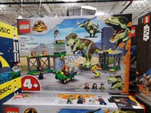 Costco-1640243-LEGO-Star-Wars-City-Jurassic-World-Pallet