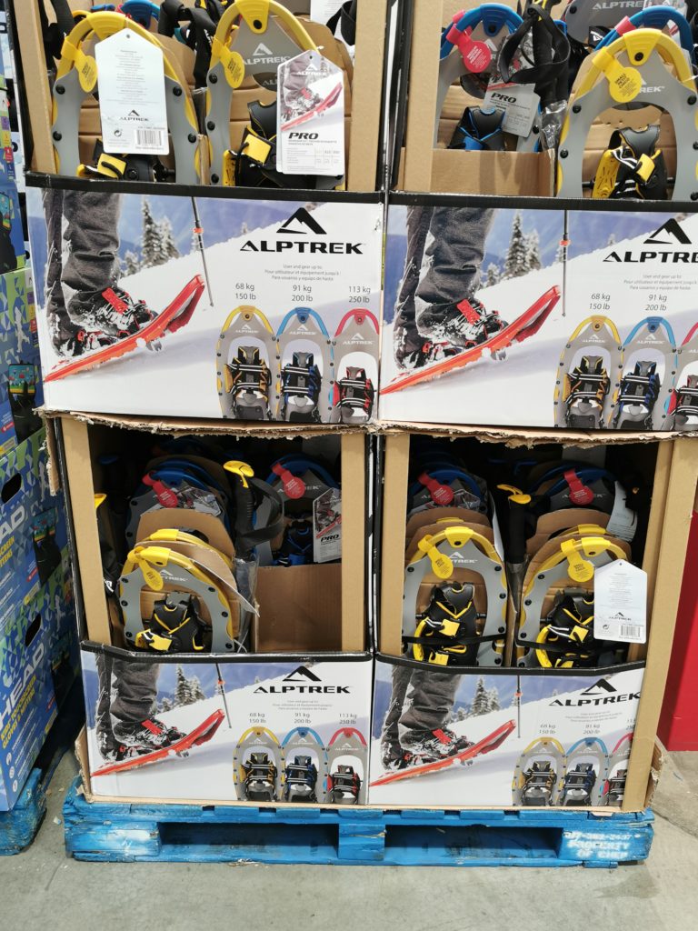 Costco2623004CascadeMountainAlptrekSnowshoeKitall CostcoChaser