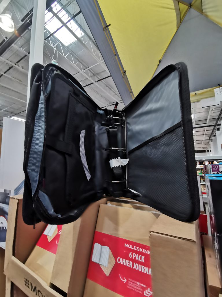 Costco1656496CaseIT3ZipperBinder2 CostcoChaser