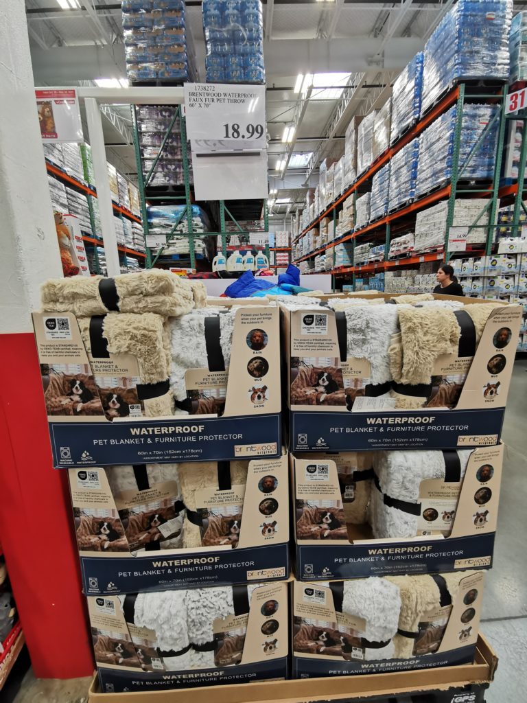 Costco1738272BrentwoodWaterproofFauxFurPetThrowall CostcoChaser