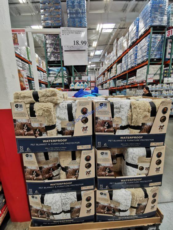 Costco1738272BrentwoodWaterproofFauxFurPetThrowall CostcoChaser