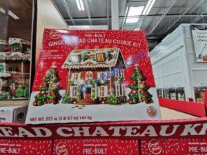 Costco-1736798-Create-a-Treat-Gingerbread-Chateau-Pre-Built-Cookie-Kit2